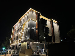 Post & Find Local Service Classifieds 53 IMG-1381